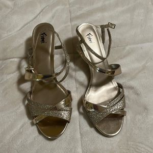 Gold Fioni Kitten Heels